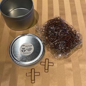 Shaped paper clips, cross Tin full